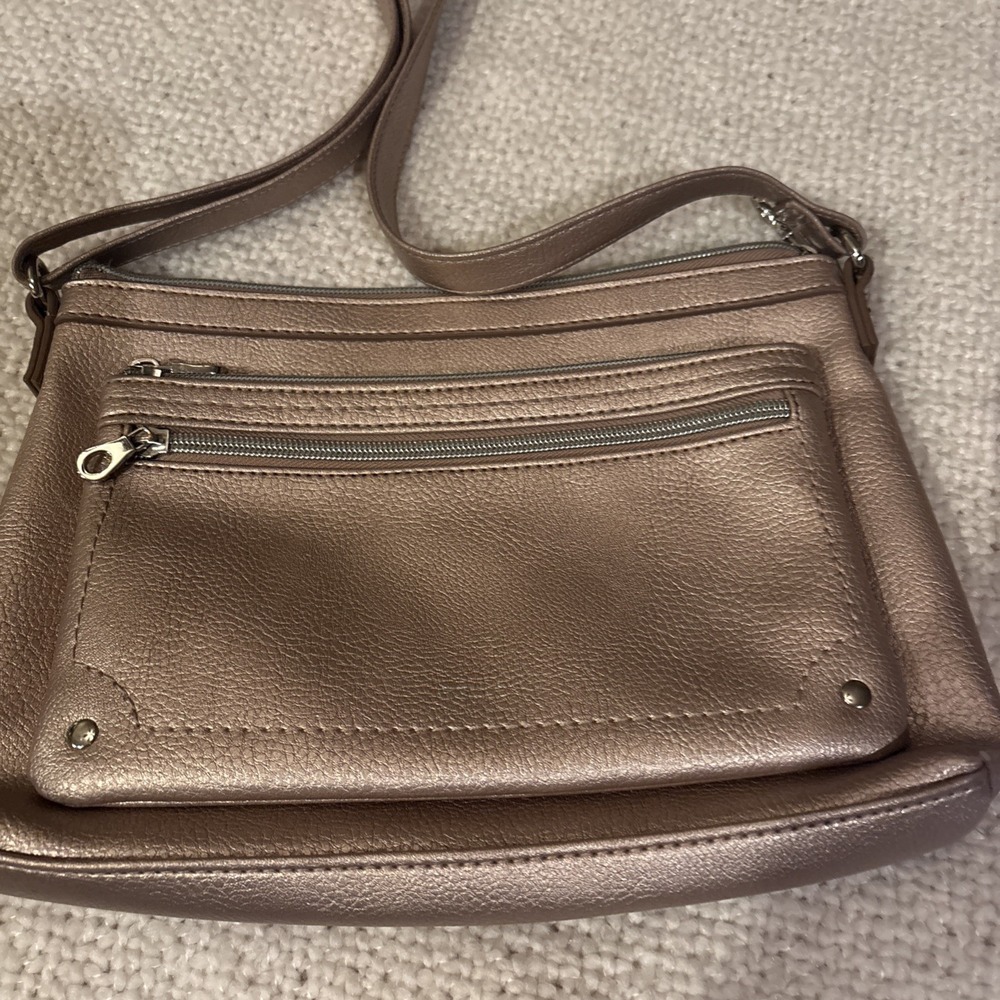 Relic Metallic Rose Gold Zip Shoulder Bag Adjustable Strap Lined Pockets